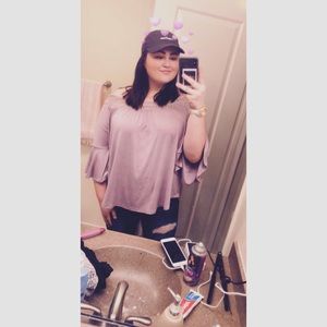 Meet your Posher, Michaela